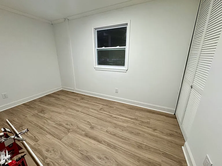 410 Lynn Rd — Photo 5