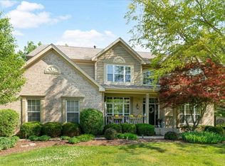 305 Morgan Ln, Fox River Grove, IL 60021