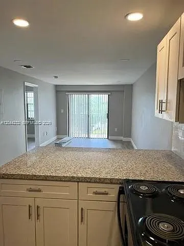 777 SW 9th Ave #414 — Photo 9