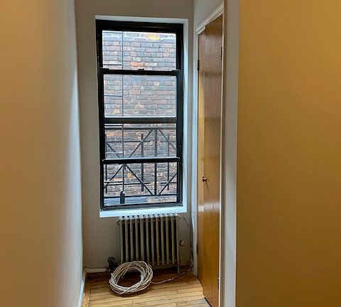 3rd image of 226 Thompson St APT 17