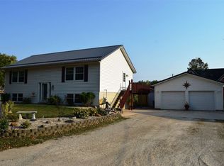 1715 254th St, Decorah, IA 52101