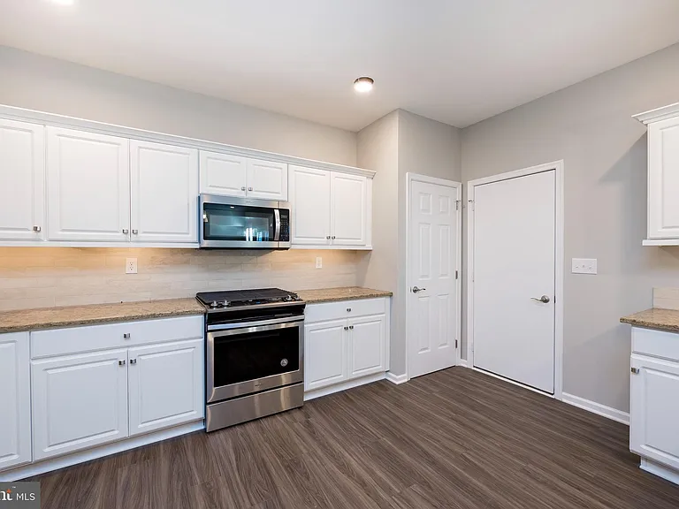 443 Wharton Blvd #32 — Photo 12
