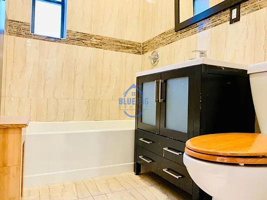 Rented by Blue Egg Realty Corp | media 18