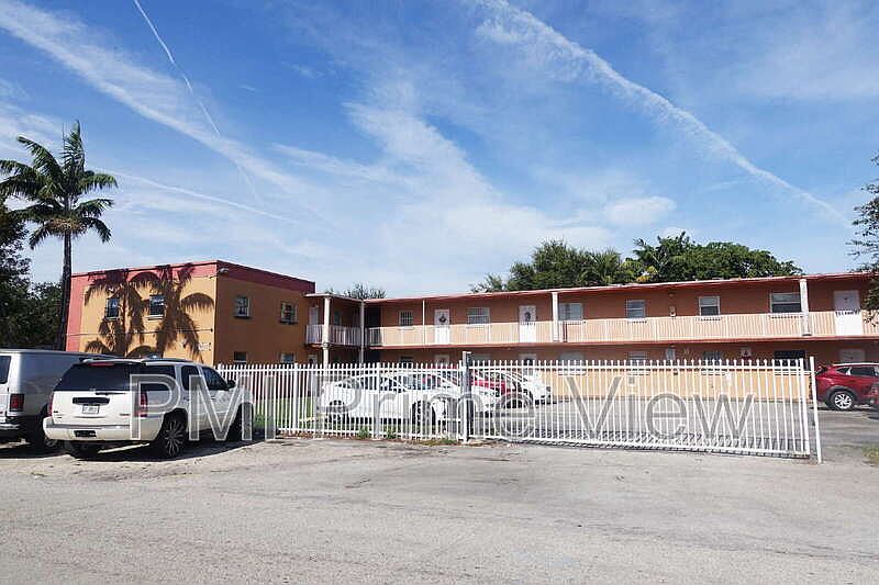 1st image of 1245 W 24th St APT 208