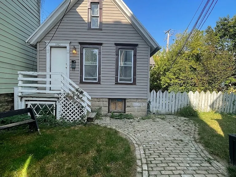 2483 N Cramer St — Photo 8