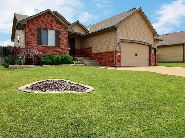 3006 N Rock Bridge St, Derby, KS 67037