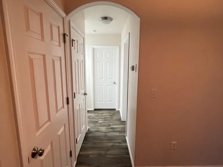 1292 S Vermillon Dr #B — Photo 2