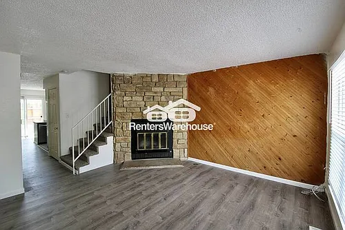 1811 S Quebec Way Photo 1