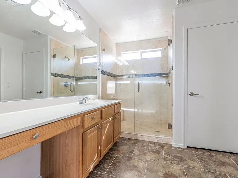 3834 E Longhorn Dr — Photo 11