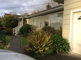 1607 Rohnerville Rd, Fortuna, CA 95540