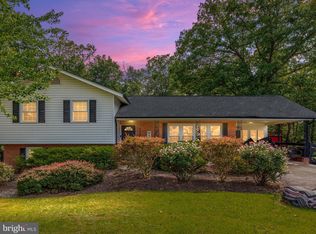 13610 Aden Rd, Nokesville, VA 20181