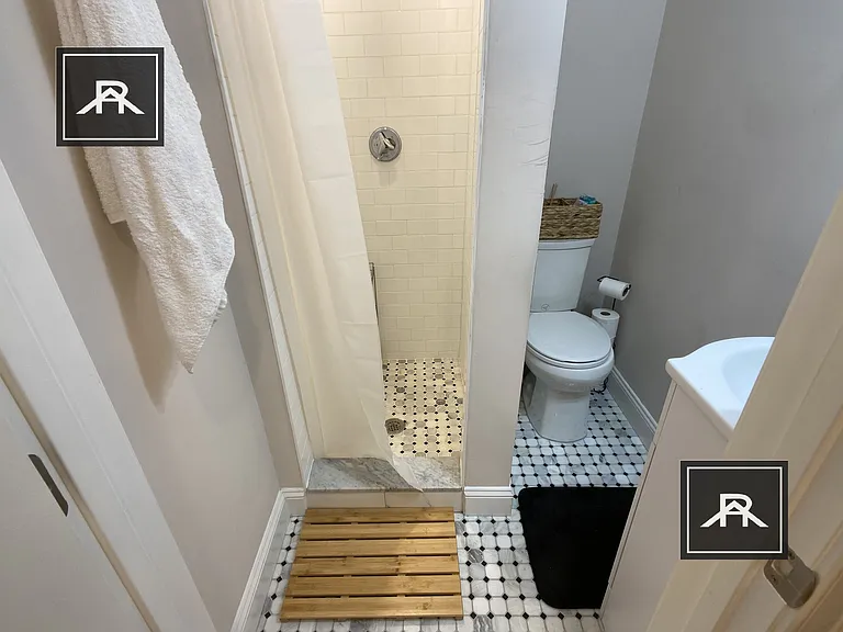 69 Temple St #1 — Photo 24