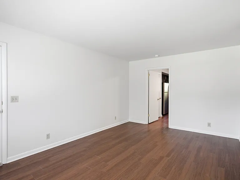 316 Lorna Dr #B — Photo 13