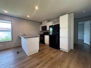 63 Dartmouth St SW, Cedar Rapids, IA 52404