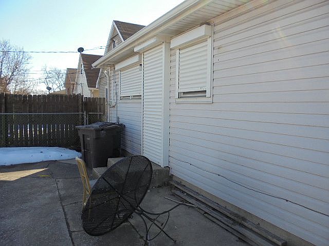 2nd image of 16225 Woodbridge Ave