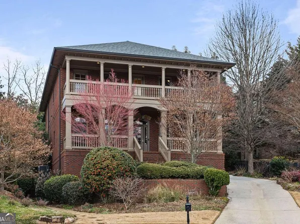 560 Glenmanor Ct, Sandy Springs, GA 30328