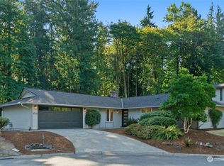 18315 NE 25th St, Redmond, WA