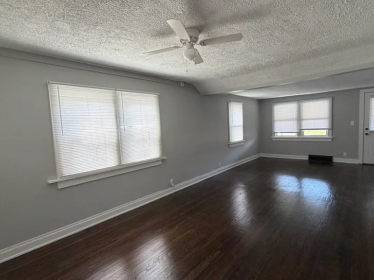 4815 Lexington Blvd — Photo 21