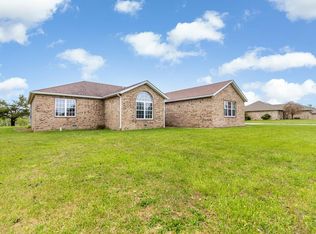 406 Heidi Rd, Lebanon, MO 65536