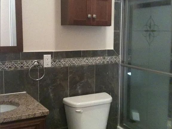 4th image of 416 Bergen Ave Floor 3