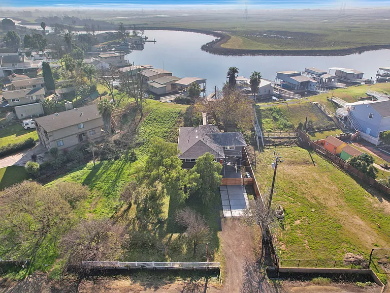 1750 Taylor Rd — Photo 21