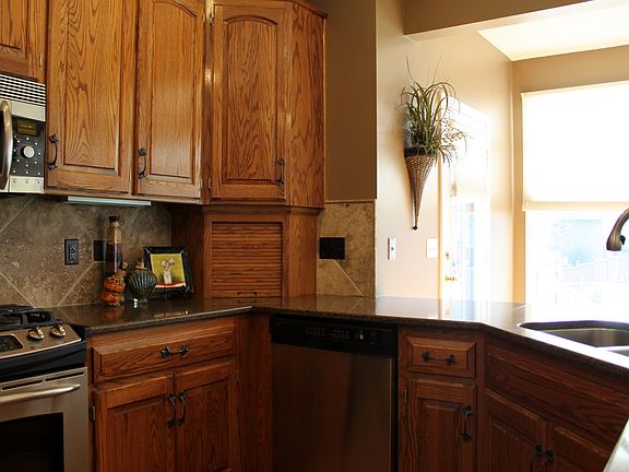 Kitchen with Granite and SS appliances 