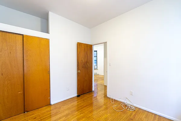 Rented by City Connections Realty | media 14