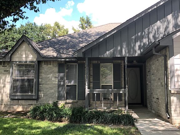 2nd image of 19606 Horden Creek Dr