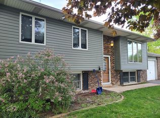 701 W Sigler St, Hebron, IN 46341