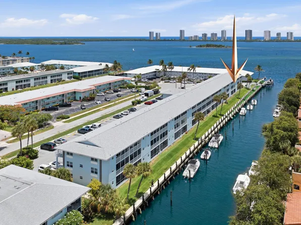 120 Lehane Terrace #202, North Palm Beach, FL 33408