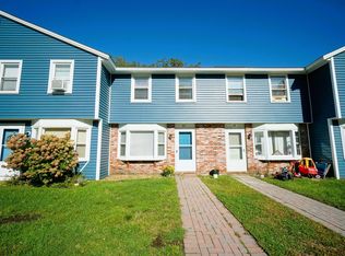 97 Stonegate Ln, Derry, NH 03038