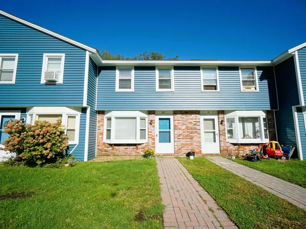 97 Stonegate Lane, Derry, NH 03038