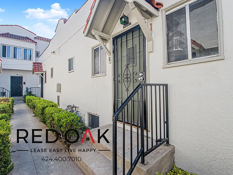 424 E 20th St #424.5 — Photo 6