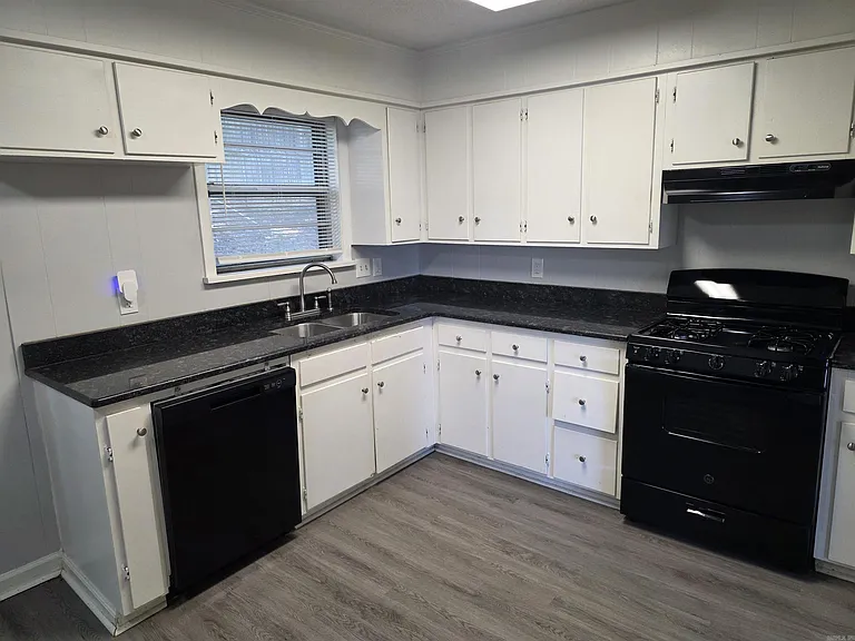 33 Sagewood Ct — Photo 6