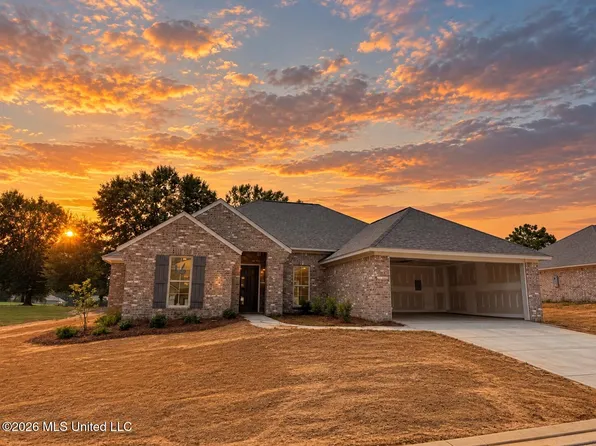 555 Patrick Farms Dr, Pearl, MS 39208