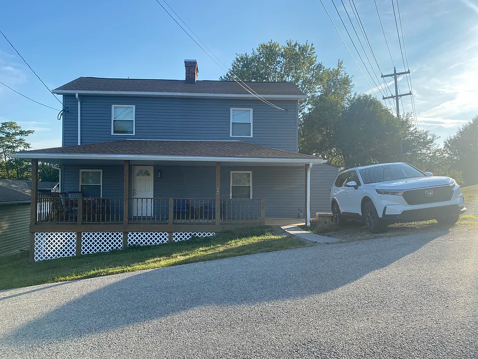 407 Cardinal Dr