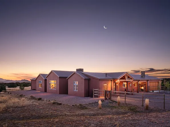 86 Droege Rd, Santa Fe, NM 87508