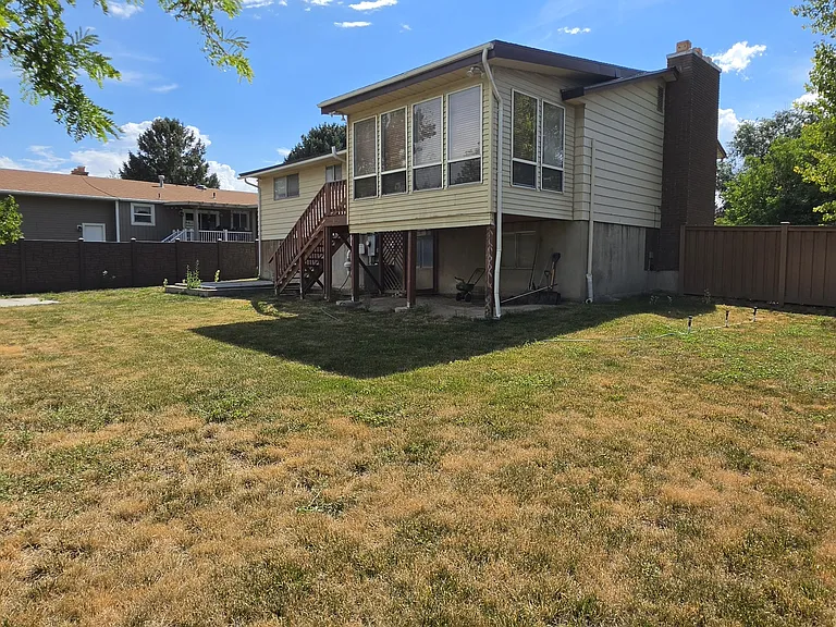 5557 S 2200 W — Photo 33