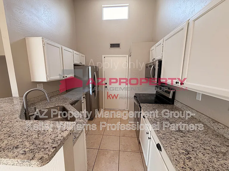 4226 N 22nd St #26 — Photo 6