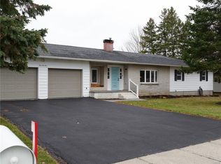464 Bugbee Dr, Watertown, NY 13601