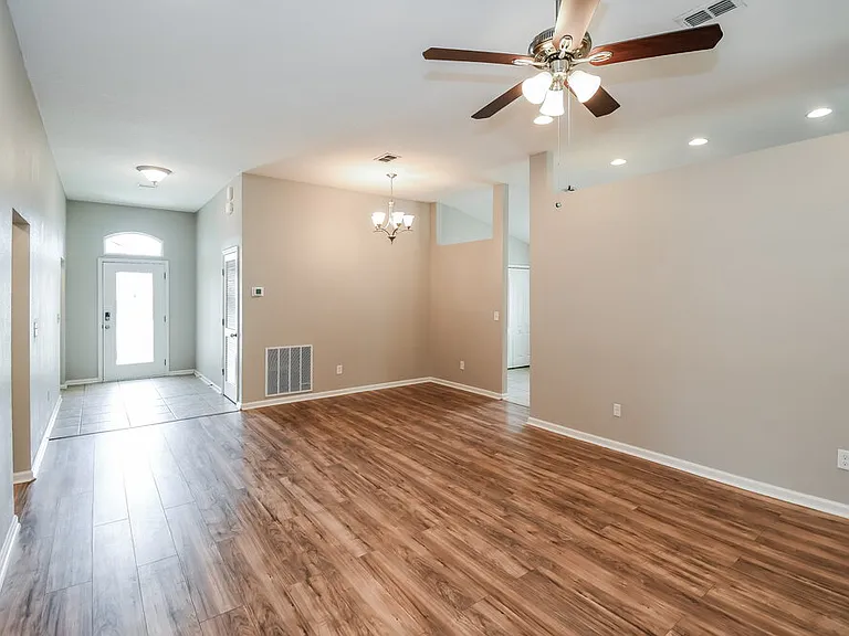 15847 Rachel Creek Dr — Photo 5