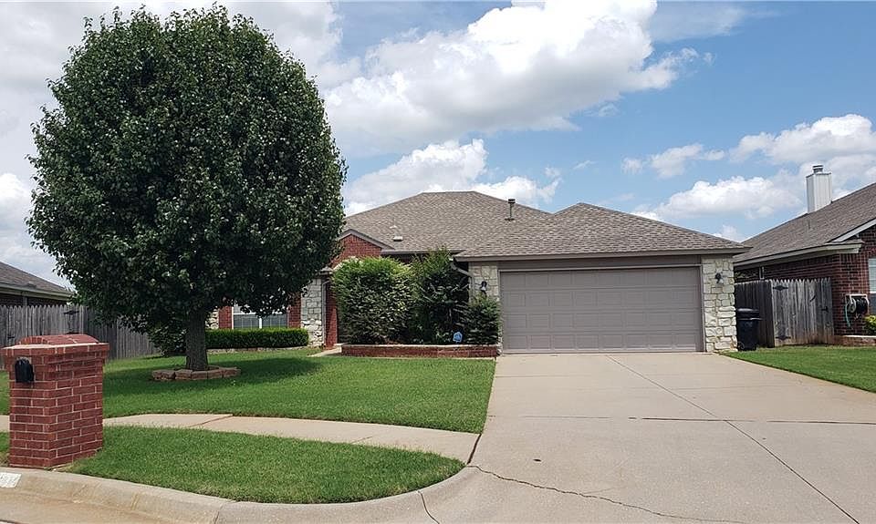 1st image of 2604 Southern Hills Dr