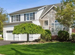 23 Terrier Pl, Kendall Park, NJ