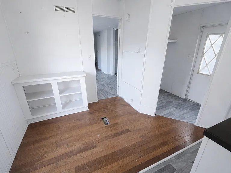 110 Deborah Dr #20 — Photo 4
