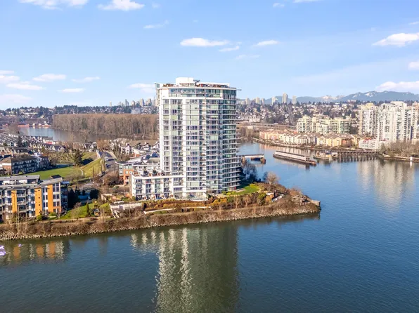 210 Salter St #1406, New Westminster, BC V3M 0J9