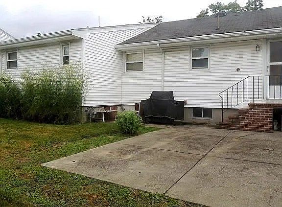 3rd image of 34 Anthony Rd