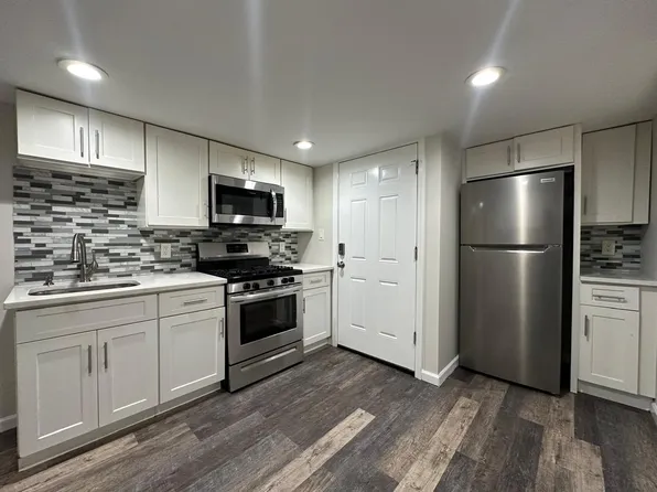 (undisclosed Address), Elmont, NY 11003