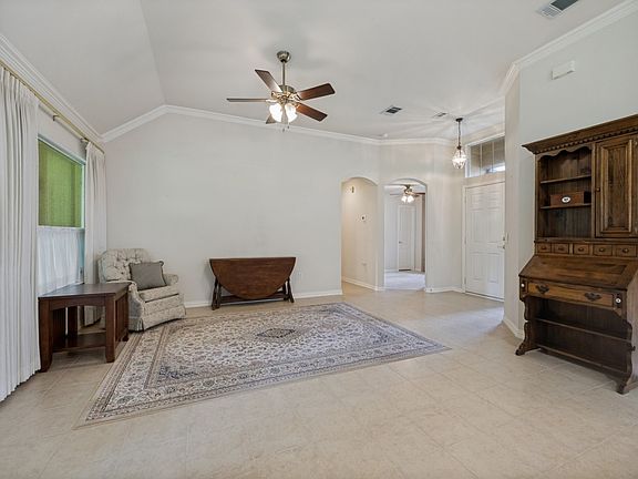 4th image of 9513 Trailwood Dr