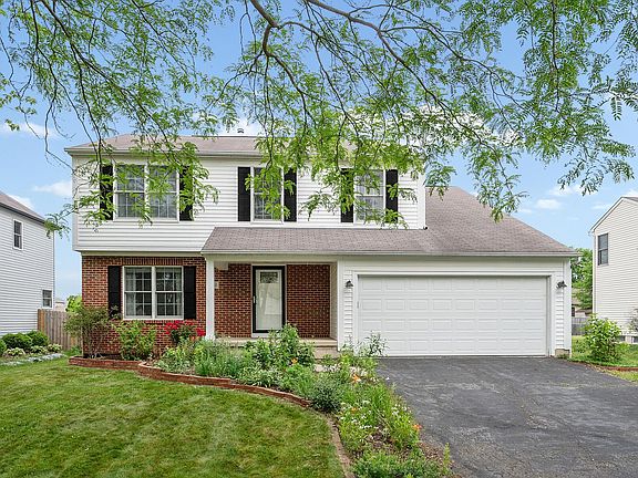 2nd image of 1194 Village Dr