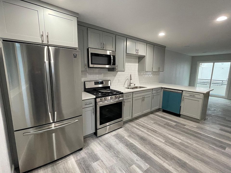 1st image of 3989 Meier St